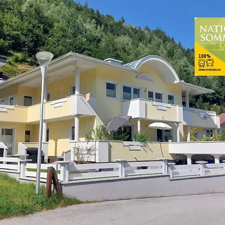 Апартаменты Apartmenthaus Unterweger Нойкирхен-ам-Гросфенедигер